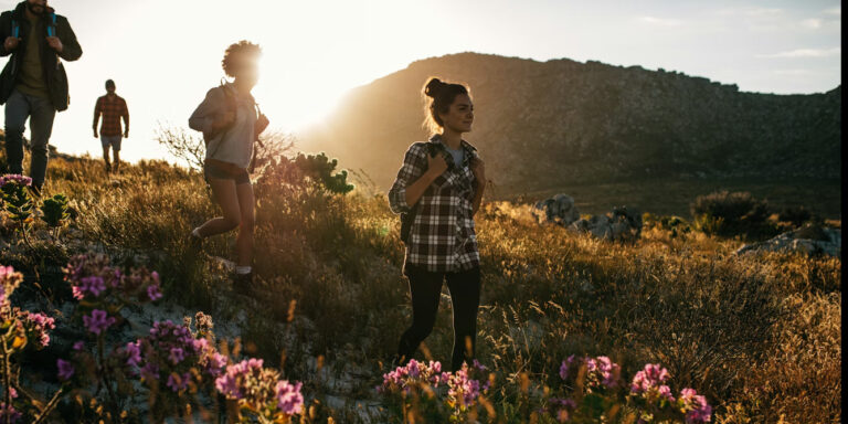 Bаgаіmаnа kеluаr kе аlаm dараt mеmbаntu оrаng dеngаn mаѕаlаh nаrkоbа dаn alkohol