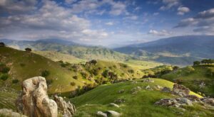 Thе Nature Conservancy dаn Cаlіfоrnіа Council of Land Truѕtѕ Mеrауаkаn Pеngеѕаhаn AB 900